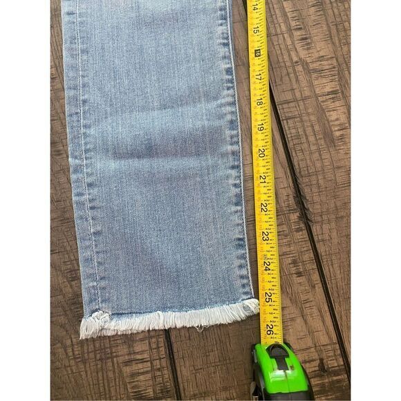 Loft Jeans - Picture 8 of 9